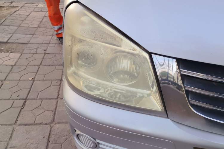 Used FAW Jiabao V52 2011 1.0L Practical Version LJ465QE1
