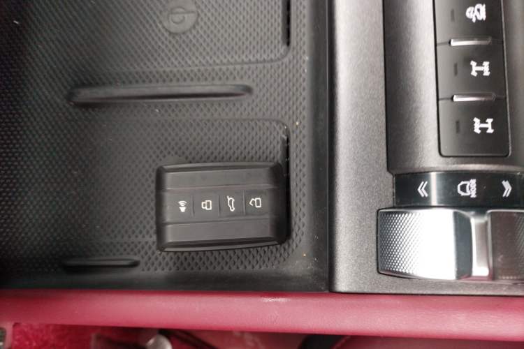 Used Tank 300 2025 2.0T Conqueror Vehicle Key