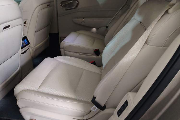 Used Lynk & Co 900 2025 1.5T Ultra
