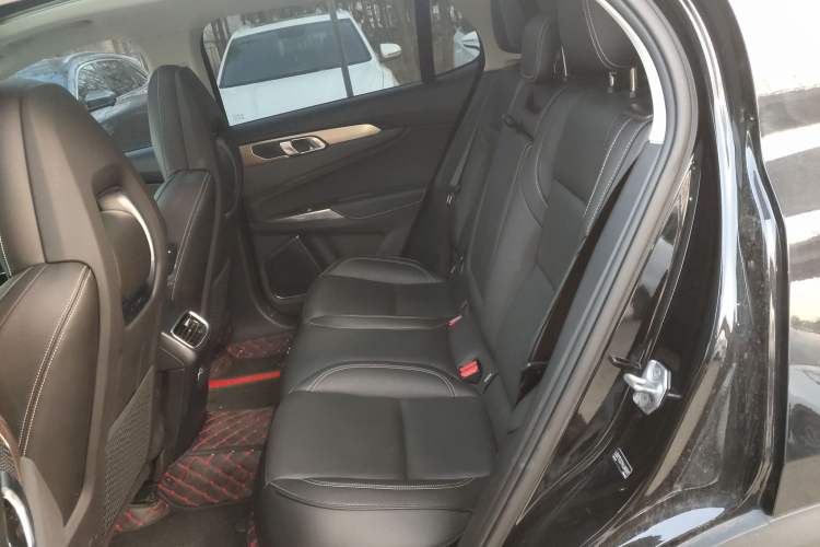 Used Lynk & Co 01 2019 2.0T Two-Wheel-Drive Pro Version China VI Standard