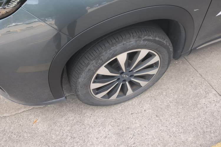 Used Chery Tiggo 8 PLUS 2025 290TGDI DCT Prestige 5-Seater