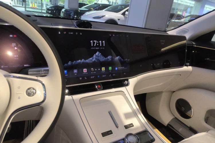 Used Hima S800 2025 Model, Pure Electric Starlight Premium Edition, 5 Seats