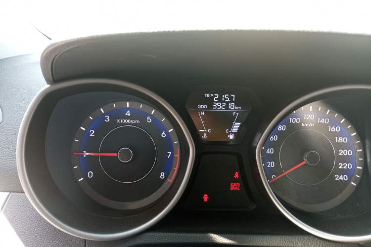 Used Hyundai Elantra (5th Generation / Langdong) 2015 1.6L Manual Fashion Edition Instrument Cluster
