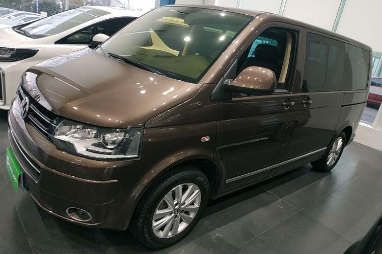 Used Volkswagen Multivan 2014 2.0 TSI Four-Wheel-Drive Executive Edition