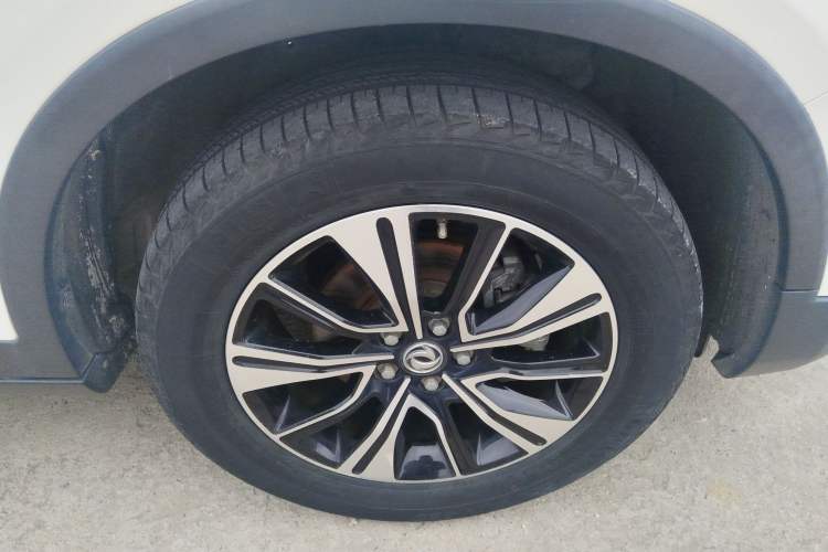 Used Dongfeng Aeolus AX7 2018 Classic 1.6T Automatic Luxury Model