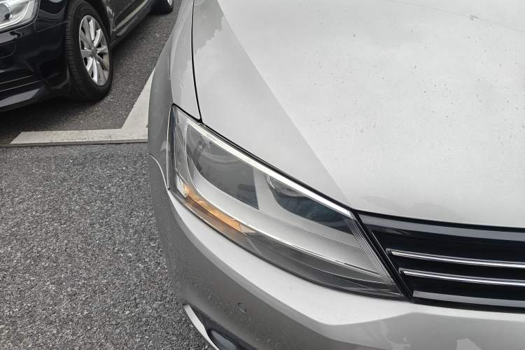 Used Volkswagen Sagitar 2012 1.4TSI Manual Luxury Model