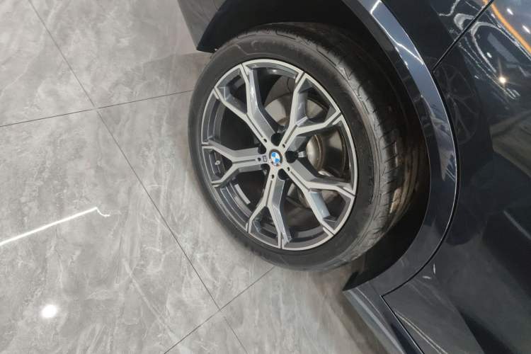 Used BMW X5 2023 xDrive 30Li Luxury M Sport Night Edition Package
