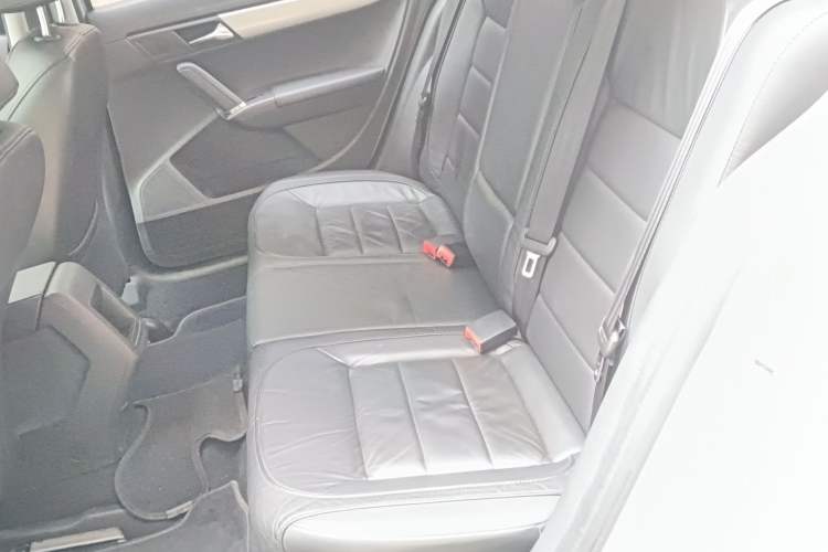 Used Volkswagen Lavida 2013 Revised Version 1.4 TSI Manual Comfort Edition