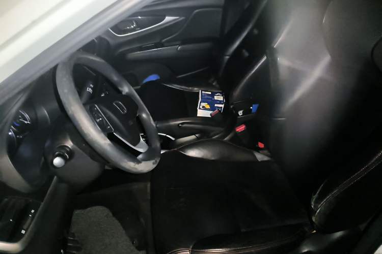 Used Honda Crider 2013 1.8L automatic luxury edition