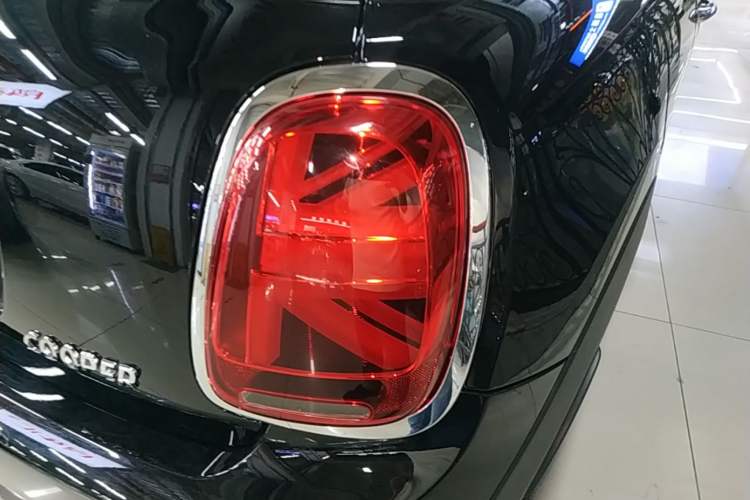 Used MINI 2018 1.5T COOPER Artist