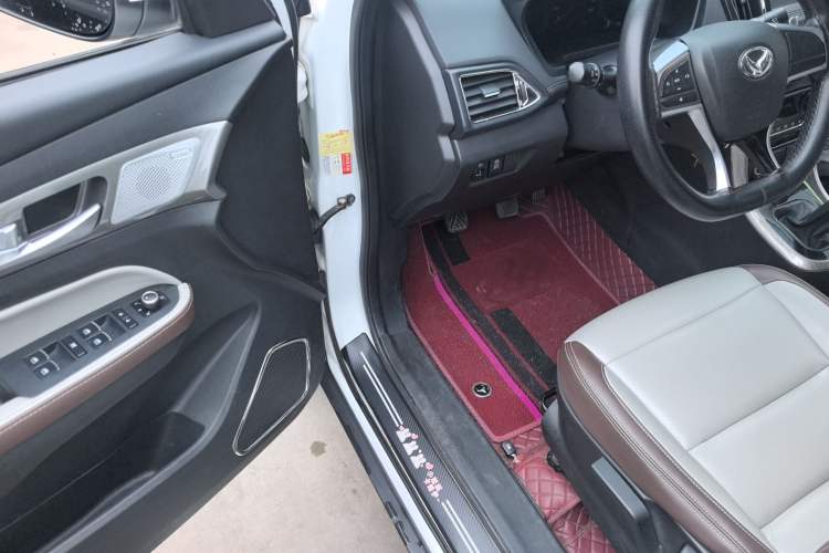 Used HYOSOW S5 2017 1.3T Manual Luxury Model Driver Seat