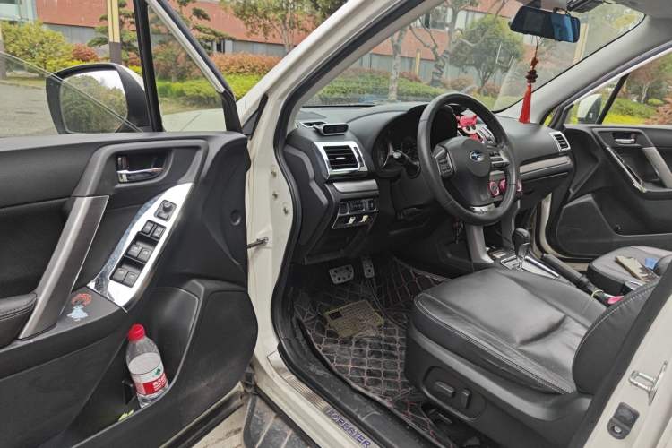 Used Subaru Forester 2013 2.0i Automatic Luxury Edition Driver Seat