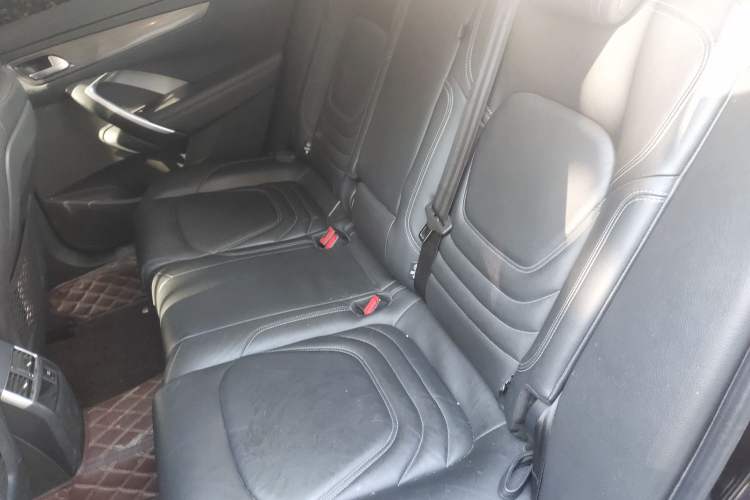 Used DS 6 2016 1.6T Luxury Edition THP160 Left Rear Seat