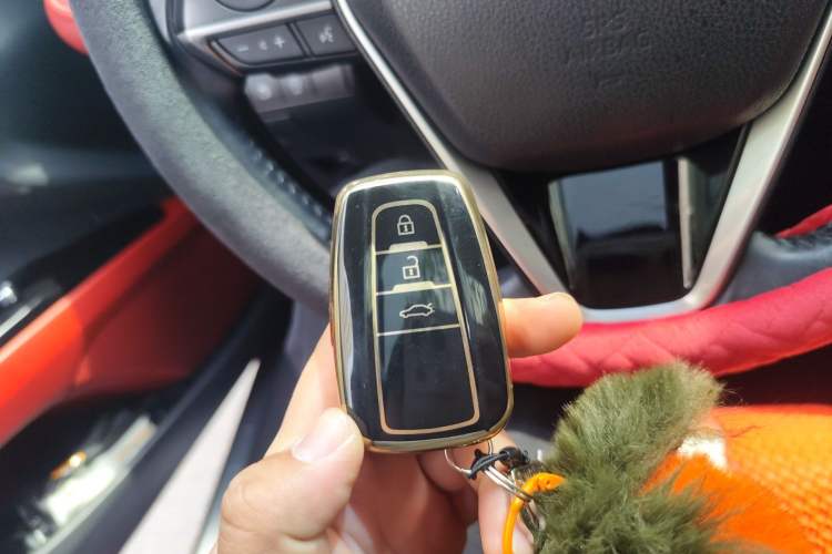 Used Toyota Camry 2018 2.5S Fēngshàng Edition Vehicle Key