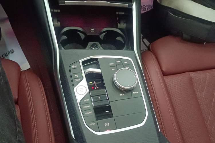 Used BMW 3 Series 2025 325Li M Sport Package Gear Lever