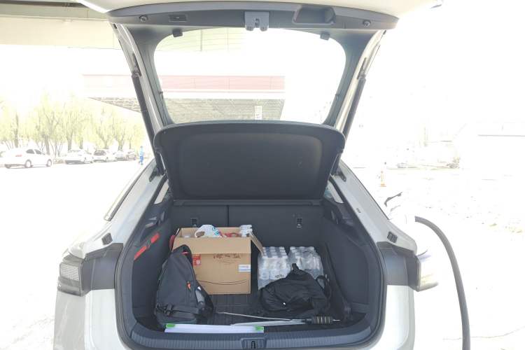 Used Volkswagen ID.7 VIZZION 2024 First Edition Trunk