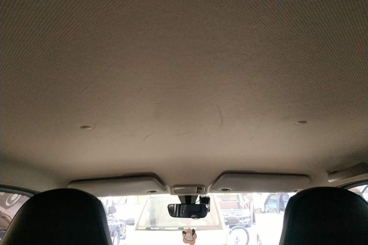 Used Wuling Hongguang MINIEV 2022 Macaron Premium Model – Lithium Iron Phosphate Headliner