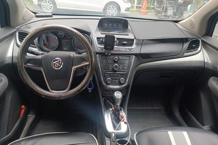 Used Buick Encore 2015 1.4T Automatic Two-Wheel Drive Urban Elite Version
