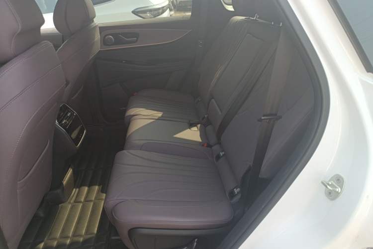 Used Chery Tiggo 9 2025 2.0T Automatic Two-Wheel Drive Luxury Edition 5 Seats