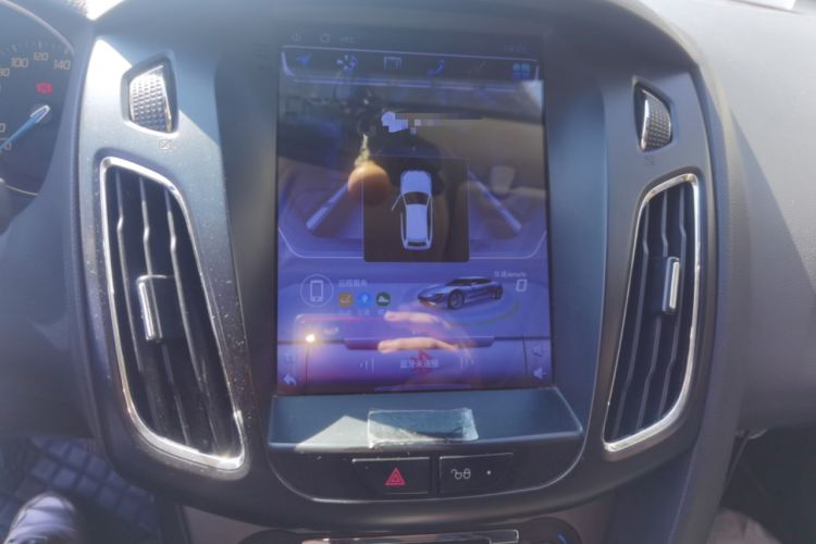 Used Ford Focus 2012 Sedan 1.6L Automatic Fashion Edition