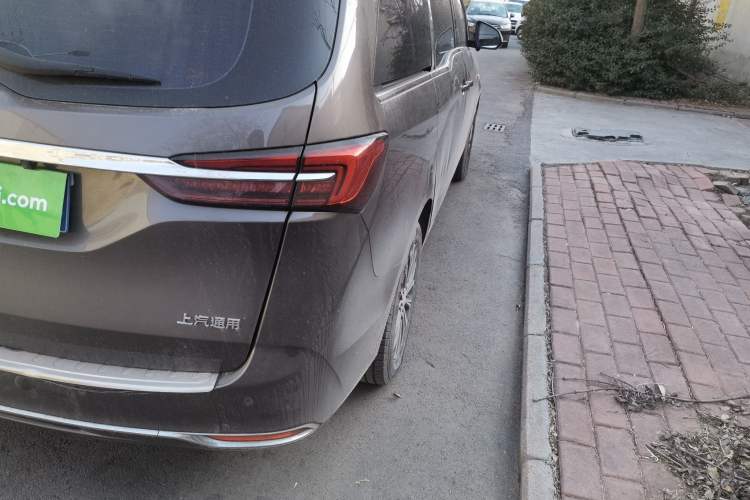 Used Buick GL8 2020 Land Cruiser Executive Class 652T Comfort Model
