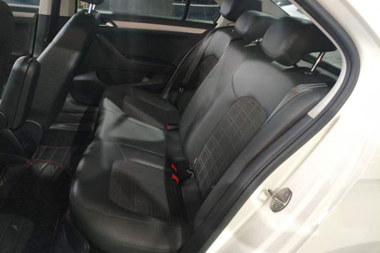 Used Volkswagen Jetta 2017 1.5L Automatic Comfort Model Left Rear Seat