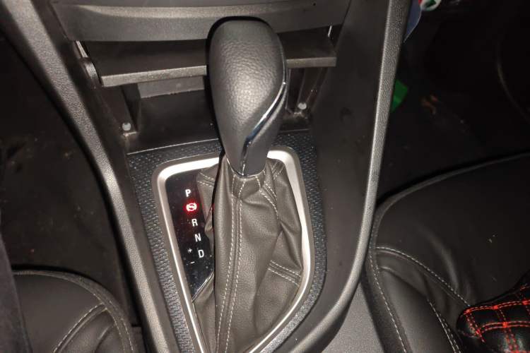 Used Buick GT 2019 18T Automatic Connected Elite Model China VI Standard Gear Lever