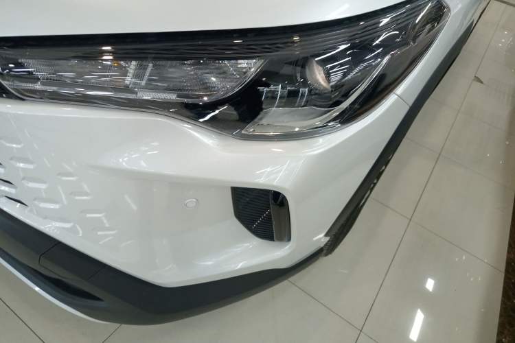 Used Toyota Corolla Cross 2026 Model 2.0L Elite Edition
