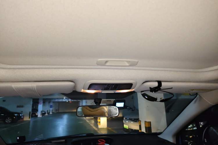 Used Subaru XV 2016 2.0i Comfort Navigation Edition