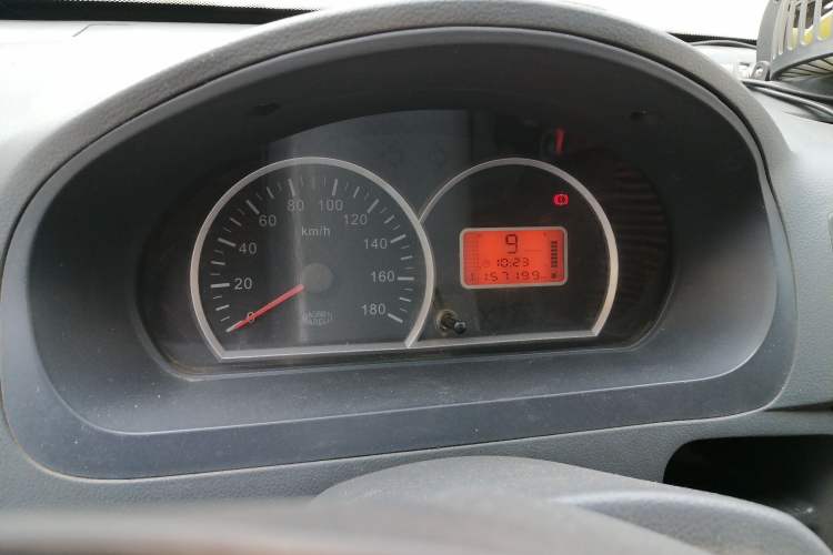 Used BAIC Weiwang 306 2011 1.3L base model 7 seats