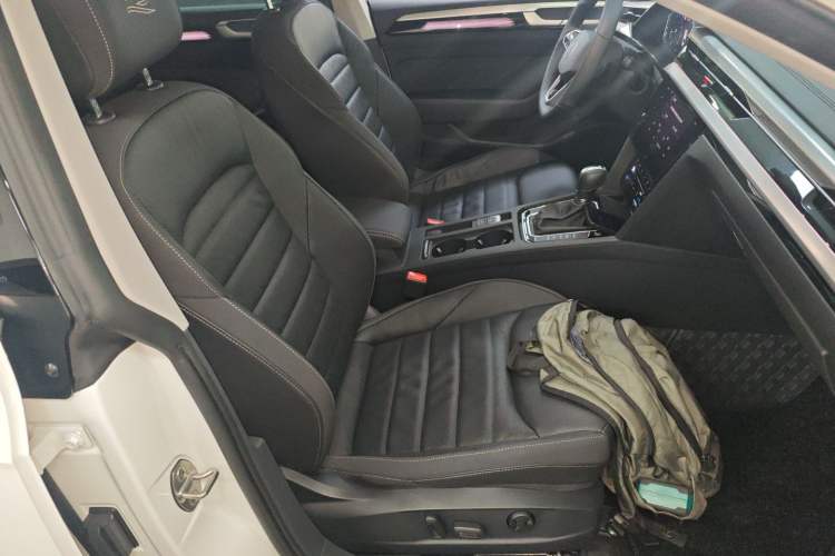 Used Volkswagen FAW-Volkswagen CC 2024 380TSI Striking All-Encompassing Edition