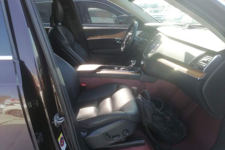 Used Volvo XC90 2018 T5 Zhiyi Edition 7-Seater