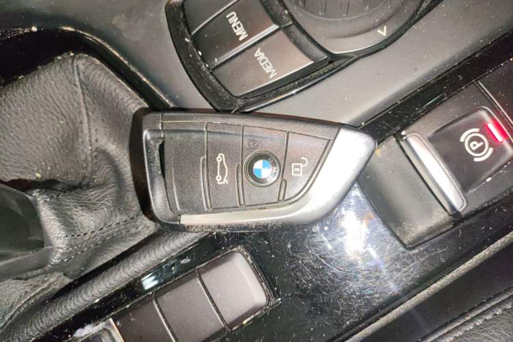 Used BMW X2 2019 sDrive20i M Sport Package China VI Emission Standard Vehicle Key