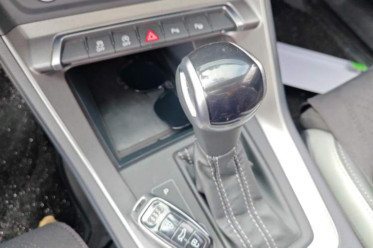 Used Audi Q3 2023 35 TFSI Fashion Dynamic Model (1.4T)
