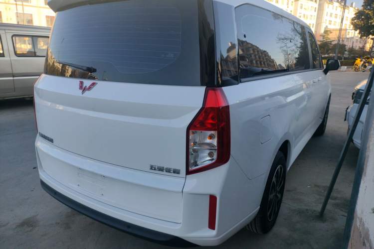 Used Wuling Zhengcheng 2021 1.5T Manual Luxury Version Rear Right 45 Deg