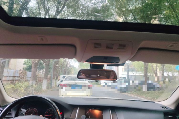 Used BMW 5 Series 2014 525Li Leading Model