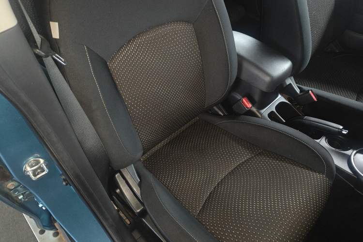 Used Mitsubishi ASX 2013 2.0L CVT Two-Wheel Drive Elite Edition