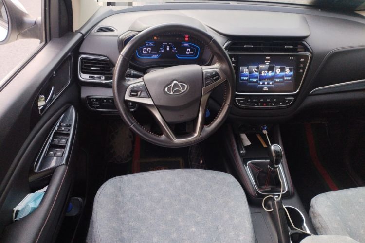 Used CHANGAN OSHAN A800 2017 1.6L Manual Comfort Model
