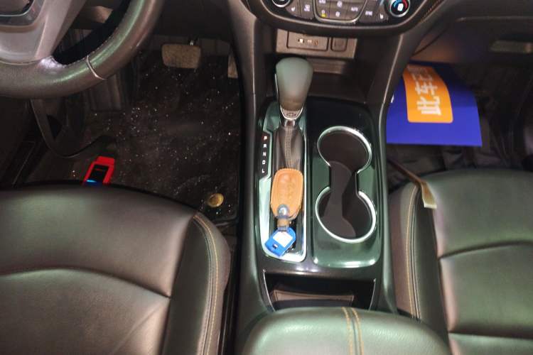 Used Chevrolet Equinox 2021 535T Yujie Edition Gear Lever