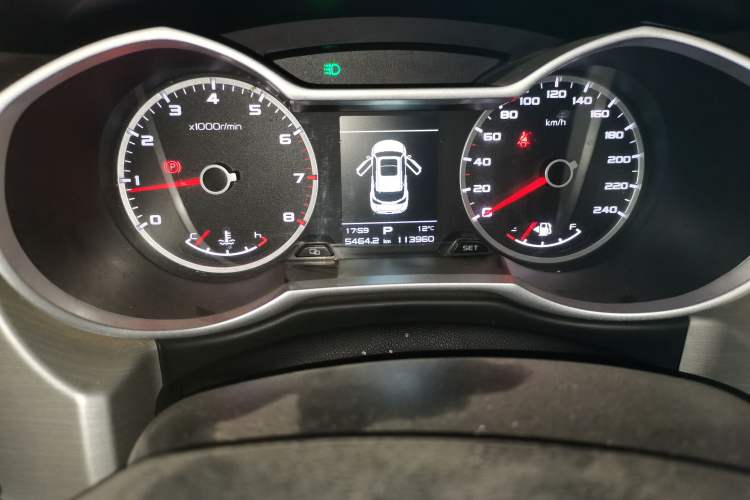 Used Geely Auto Emgrand X7 Sport 2018 1.8TD Automatic Two-Wheel Drive Zhiya Model