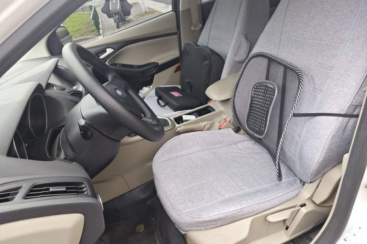 Used Ford Focus 2015 Sedan 1.6L Automatic Comfort Model