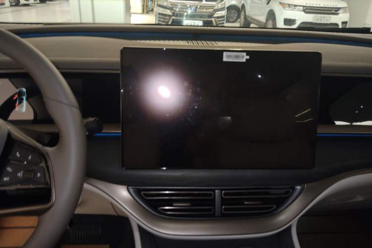 Used Denza D9 2022 DM-i 970 Four-Wheel Drive Flagship Model
