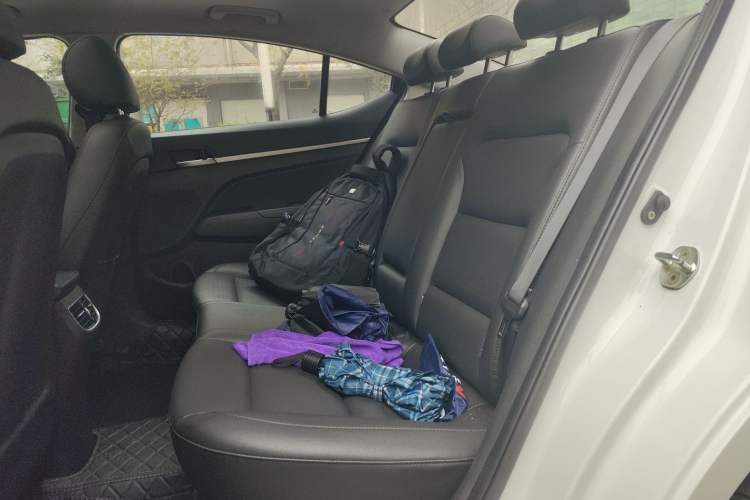 Used Hyundai Elantra (6th Generation / Lingdong) 2019 1.5L CVT ZhiXuan – Elite Version Left Rear Seat