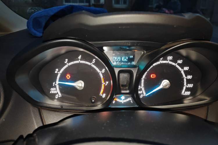 Used Ford Fiesta 2013 Sedan 1.5L Manual Fashion Edition Odometer Close Up