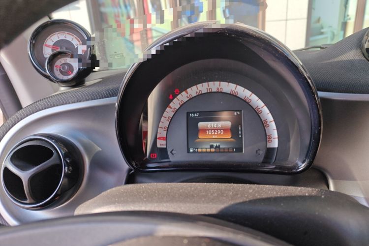 Used smart fortwo 2016 0.9T 66kW Hardtop Pioneer Edition
