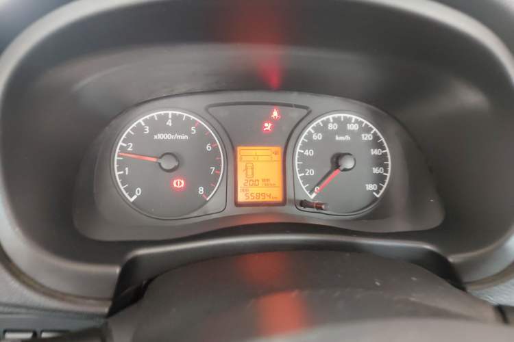 Used Venucia R30 2014 1.2L Manual Enjoyment Edition
