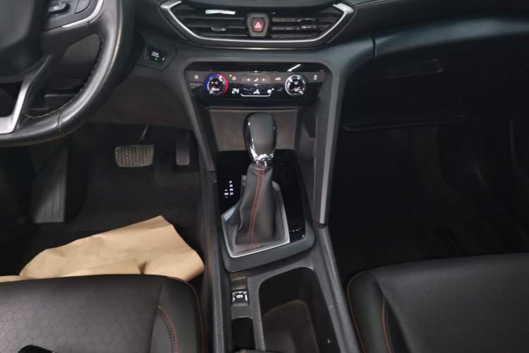 Used Chevrolet Orlando 2020 Light Hybrid Redline 530T Automatic Enjoyment Edition (5+2 Models)