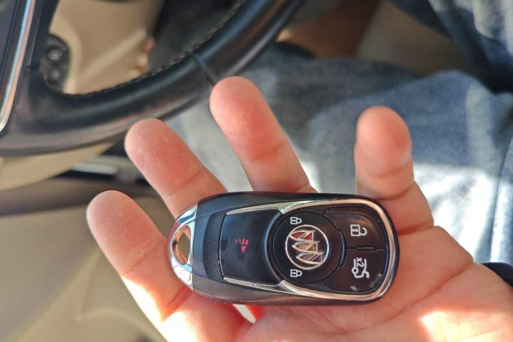 Used Buick Regal 2020 552T Elite Edition Vehicle Key
