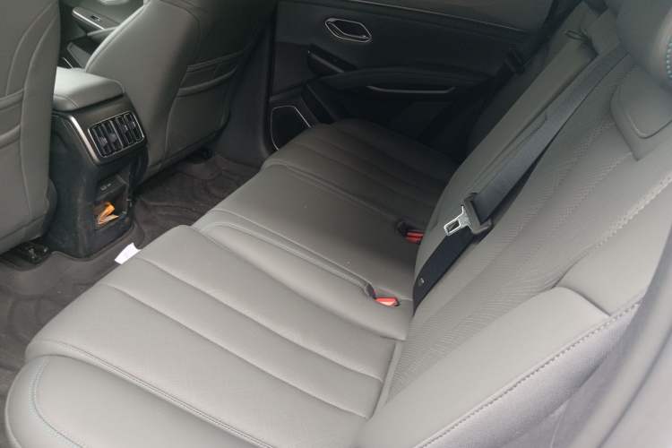 Used BYD Song L DM-i 2025 Intelligent Driving Version 112 km Leading Trim