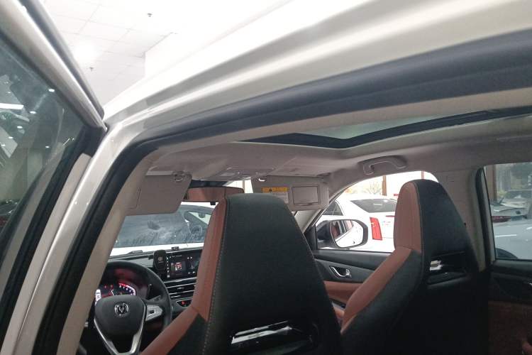 Used CHANGAN CS75 2024 Enjoyment Edition 1.5T DCT Prestige Model
